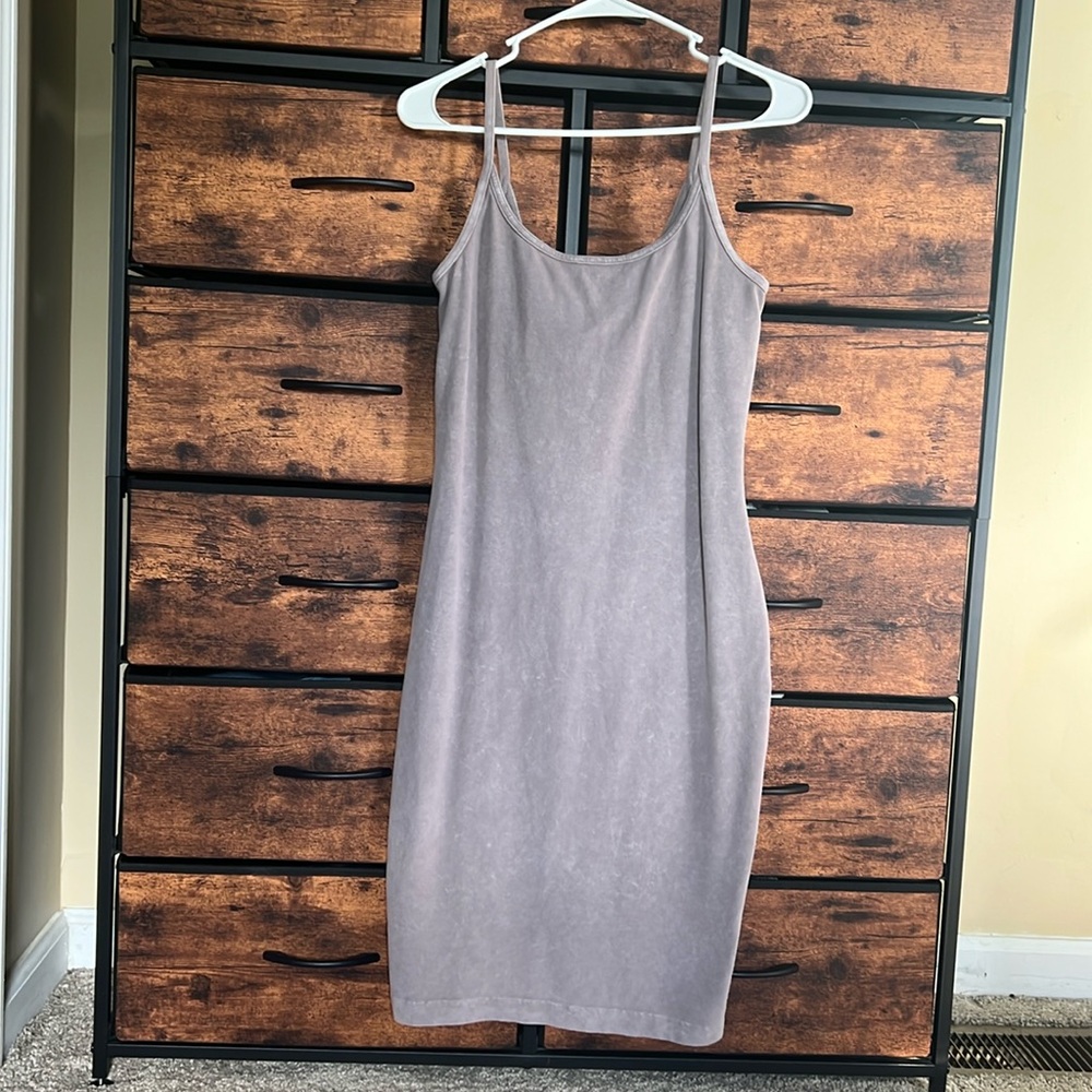 ✨ Lululemon Inner Glow Dress - Picture 3 of 7